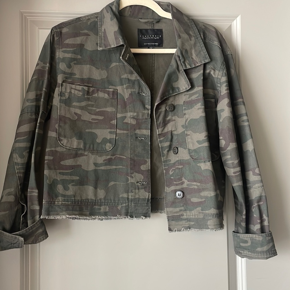 Sanctuary camo jacket size S